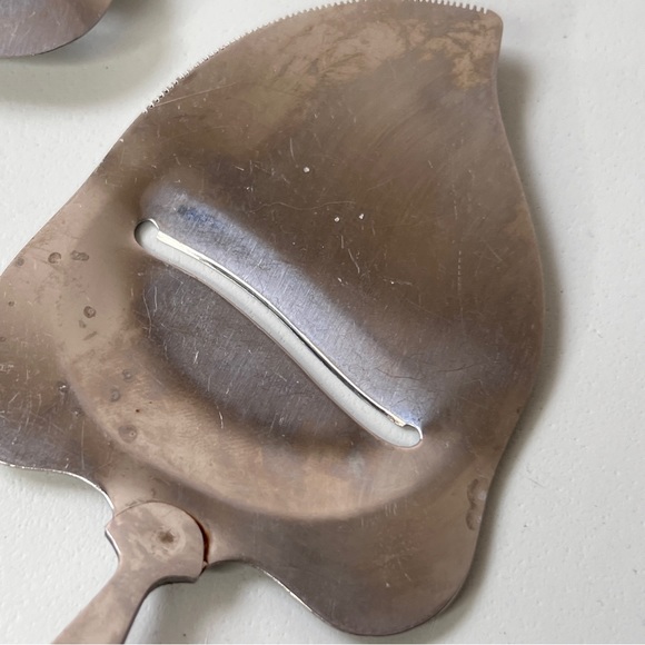 2 Vintage Stainless Steel Cheese Slicers Serveware Wood Handle Japan SPAR Norway - Picture 5 of 8